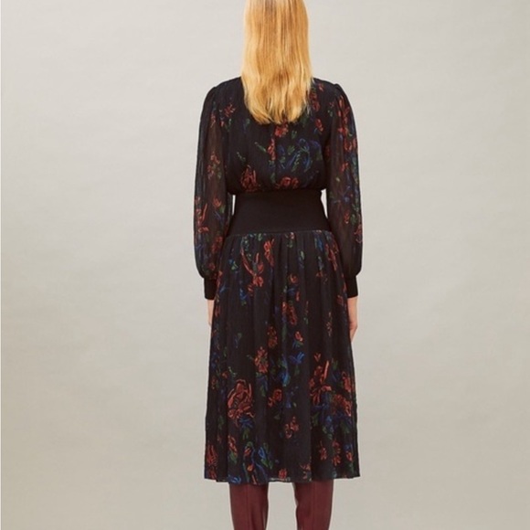Rib Waist Long Sleeve Midi Dress - Picture 4 of 9